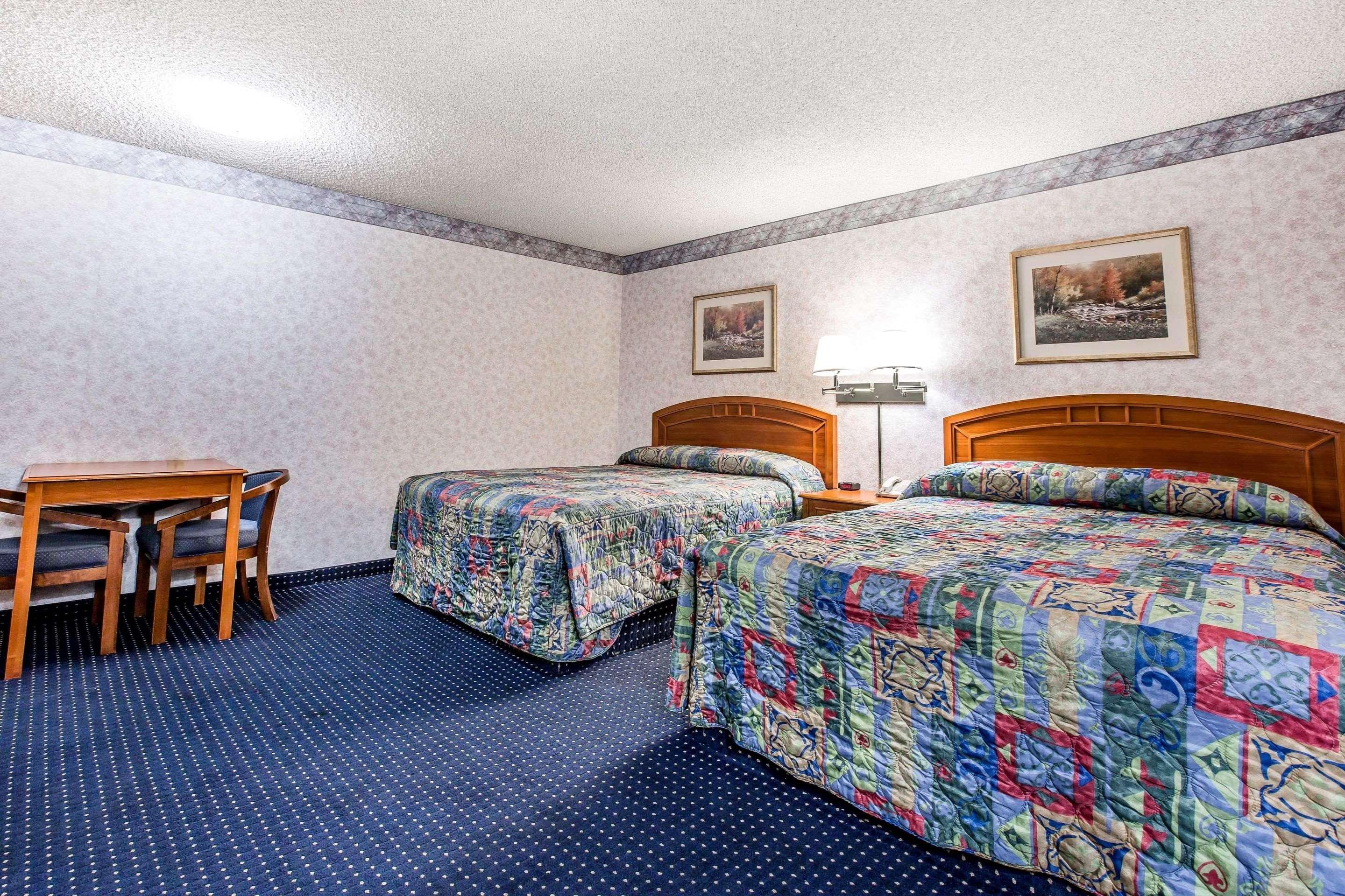 Econo Lodge Inn & Suites Near China Lake Naval Station Ridgecrest Exteriér fotografie